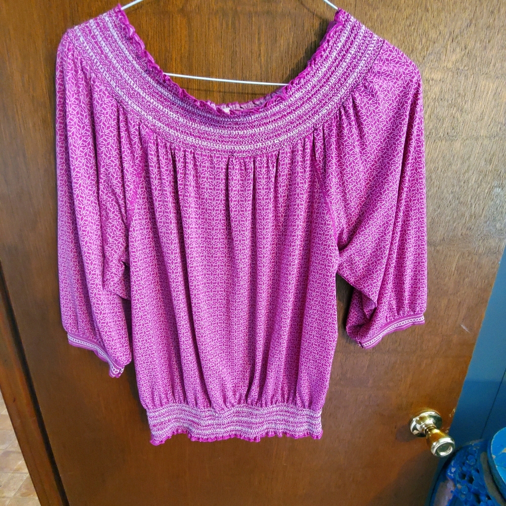 ❤ 3 for 15❤ Adorable purple top